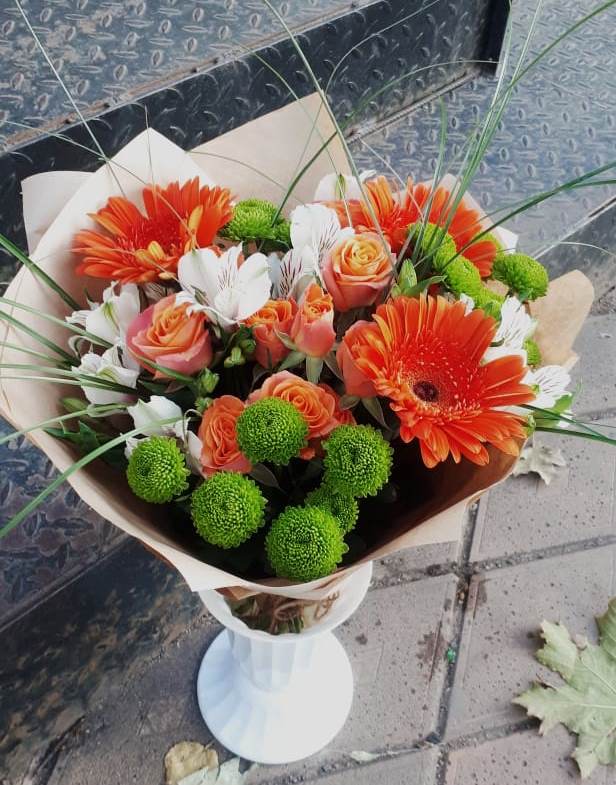 Букет цветов из: Герберы, Хризантемы, Альстромерии и Розы в Мишкинской