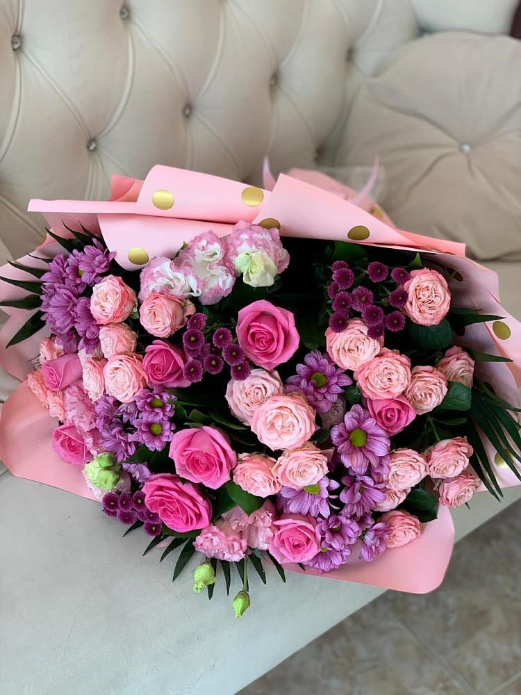 Букет цветов из: Хризантемы, Розы и Лизиантусы в Мишкинской