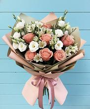 Букет цветов из:  Розы, Альстромерии и Лизиантусы в Мишкинской