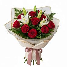 Букет цветов из:  Лилии и Розы в Мишкинской