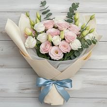 Букет цветов из:  Лизиантусы #REPLACE_PRED# Мишкинской