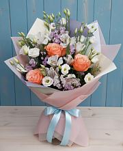 Букет цветов из:  Лизиантусы, Розы, Альстромерии и Гипсофила #REPLACE_PRED# Мишкинской