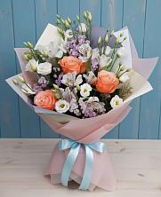 Букет цветов из:  Лизиантусы, Розы, Альстромерии и Гипсофила в Мишкинской