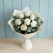 Букет Белые розы в Эвкалипте в Мишкинской