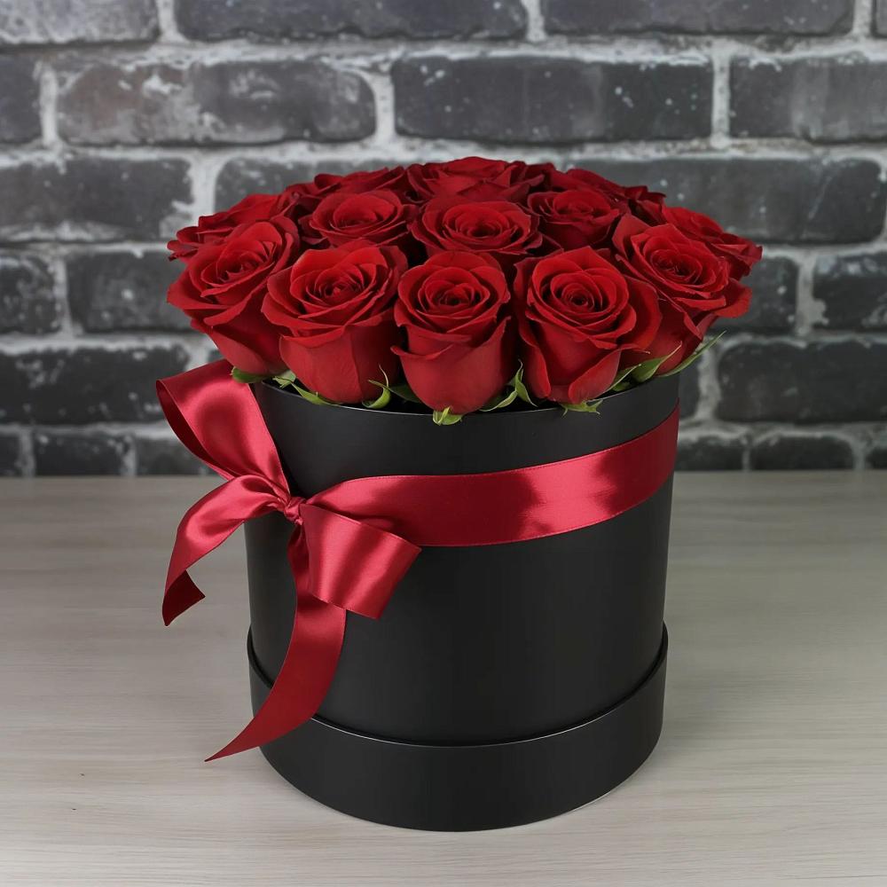 Цветочная композиция из Розы в шляпной коробке в Мишкинской