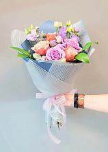Букет цветов из:  Лизиантусы и Розы #REPLACE_PRED# Мишкинской