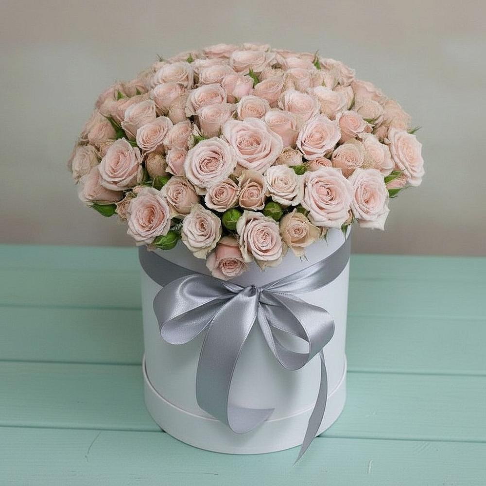 Цветочная композиция из Розы в шляпной коробке в Мишкинской